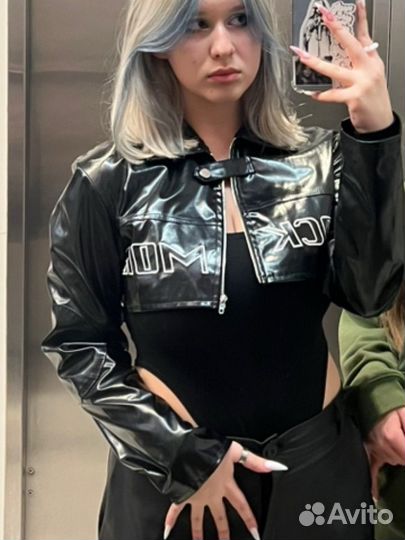 Кроп топ с длинным рукавом