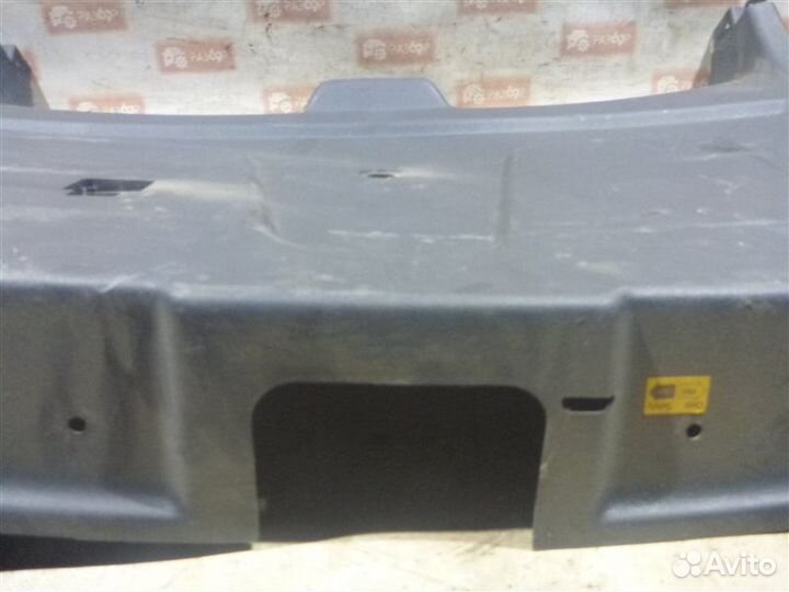 Обшивка крышки багажника Ssangyong Kyron DJ D20DT