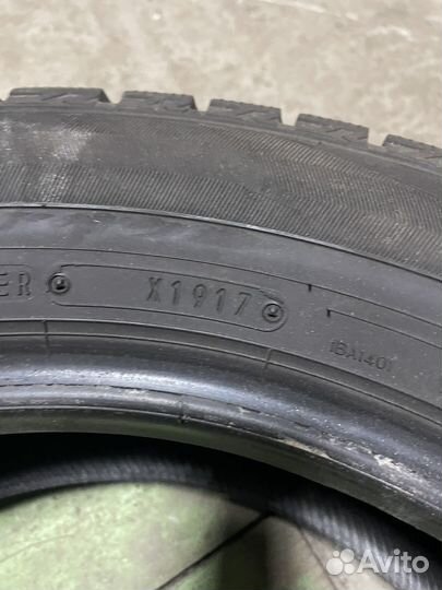 Dunlop Winter Maxx WM02 215/60 R17