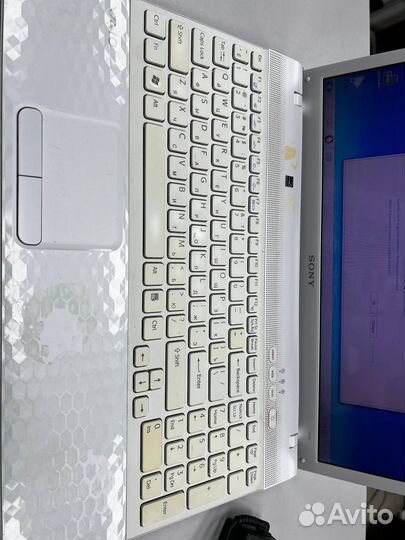 Ноутбук Sony Vaio для нетребовательных задач
