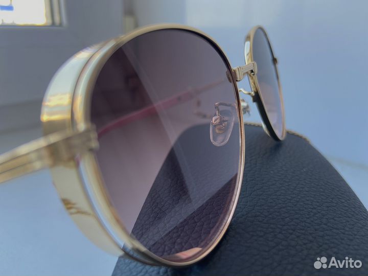 Солнцезащитные очки женские