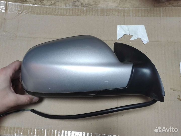 Зеркало переднее правое пежо 307 серое(простое)