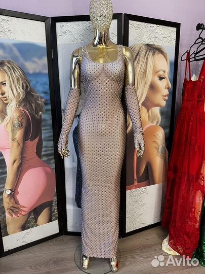 Платье в пол со стразами и камнями