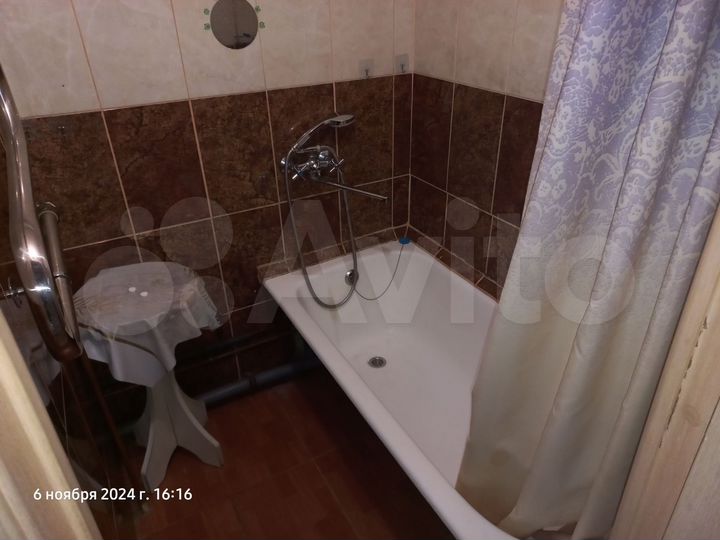 2-к. квартира, 42 м², 3/5 эт.