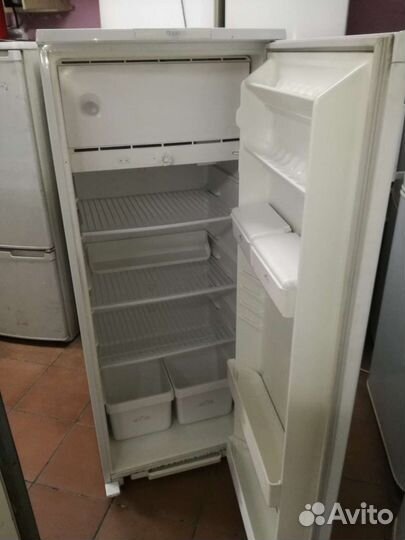 Холодильник бирюса