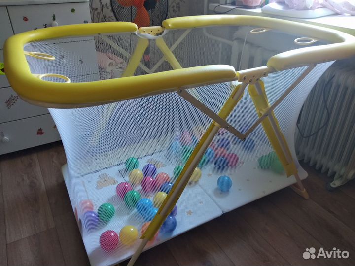 Манеж детский складной