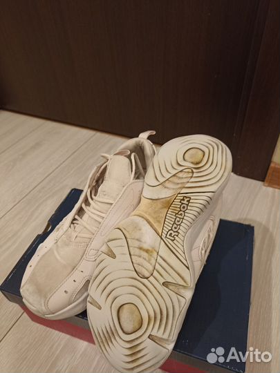 Кроссовки женские 38 размер Reebok