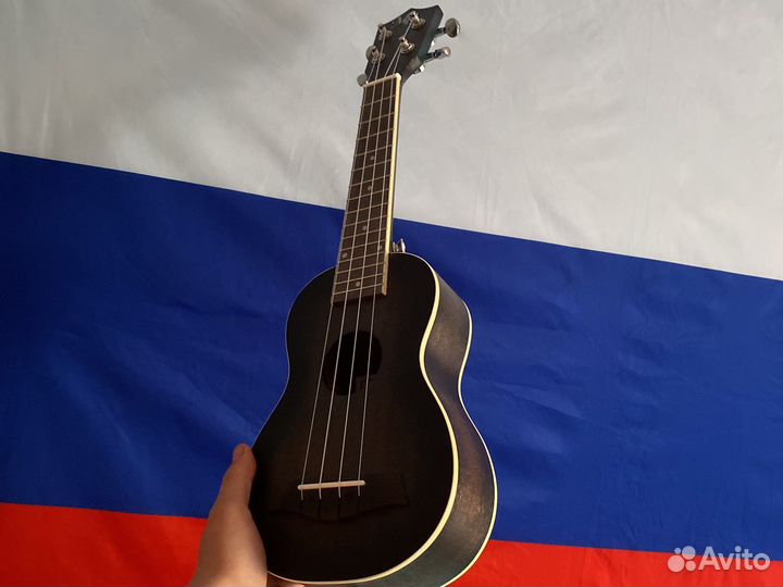 Гитара укулеле