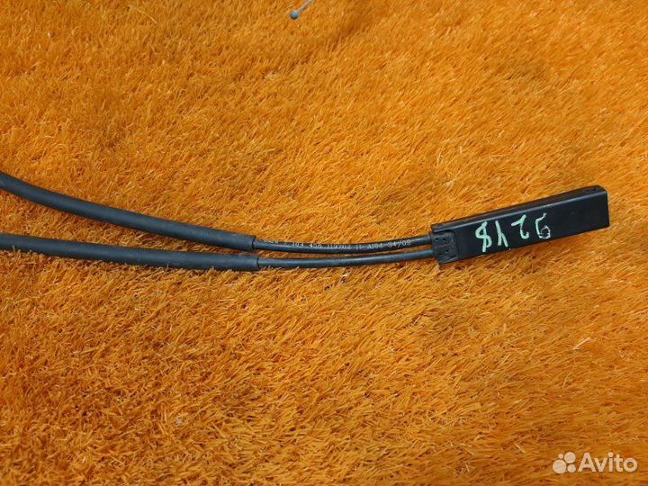 Трос капота Bmw X5 E70 N52B30A 2009