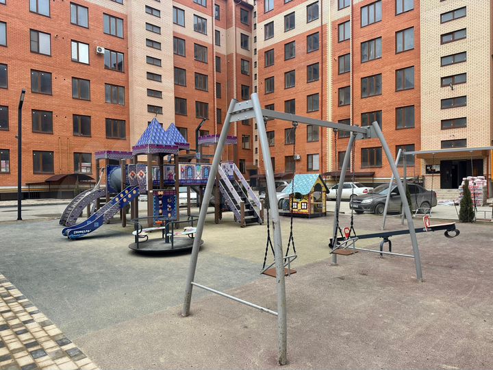 3-к. квартира, 92 м², 2/8 эт.