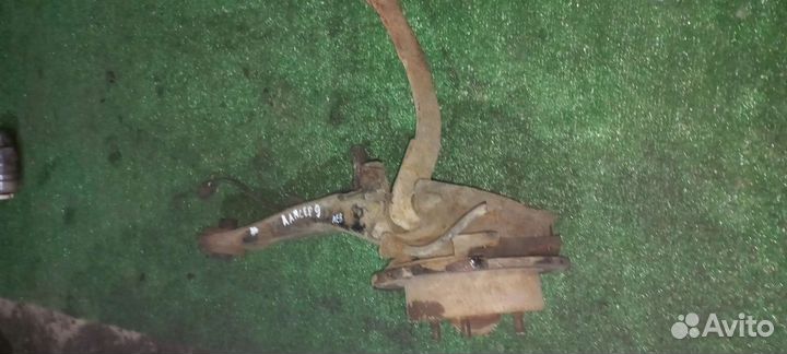 Ступици задние в сборе левая / правая lancer 9