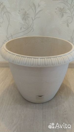Горшок для цветов напольный