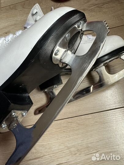 Коньки graf 27