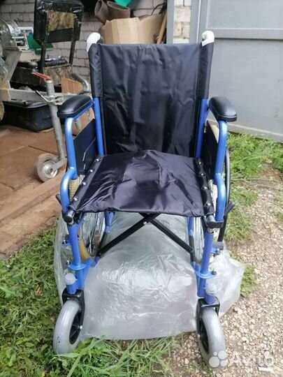 Продаётся новая инвалидная коляска