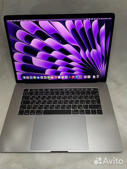 Macbook pro 15 2017 i7 16gb новый аккумулятор