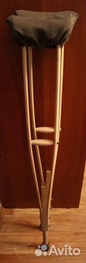 Костыли подмышечные деревянные