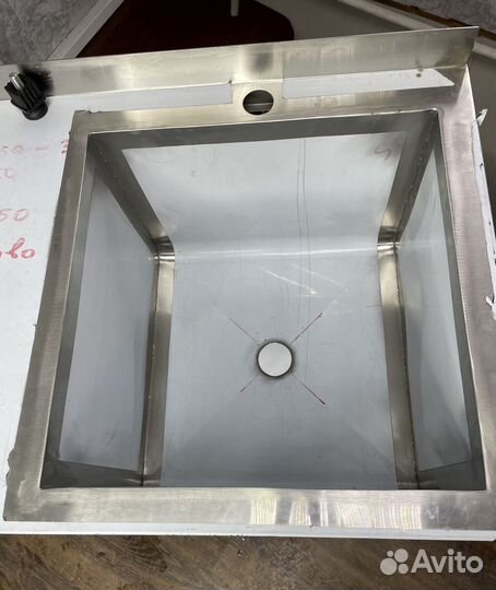 Мойка с полкой из нержавейки