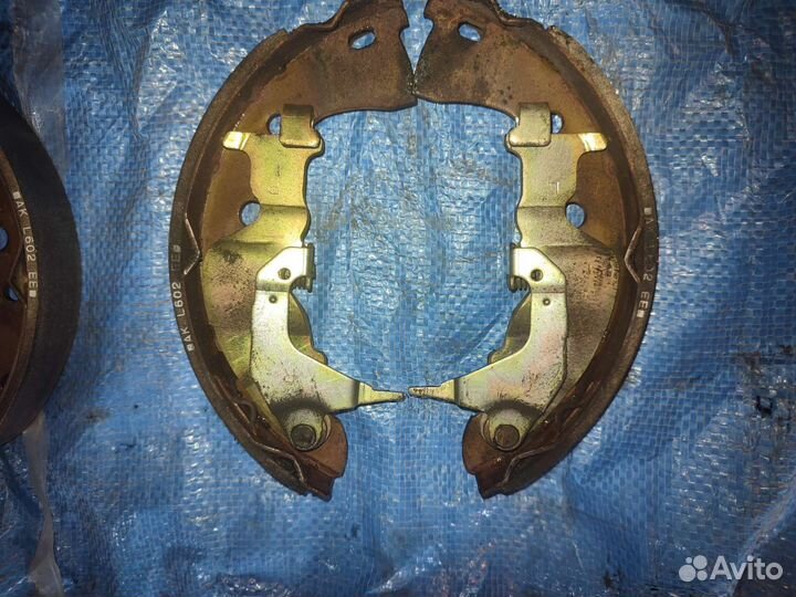 Колодки задние барабанные Nissan Almera Classic