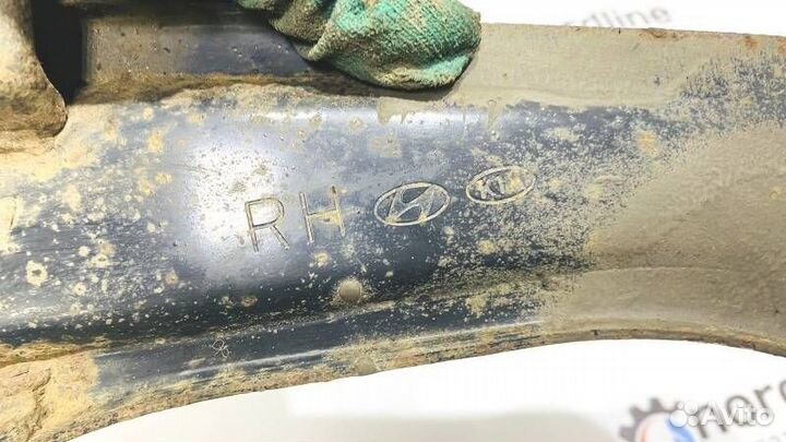 Рычаг подвески верхний задний правый Kia Ceed 1