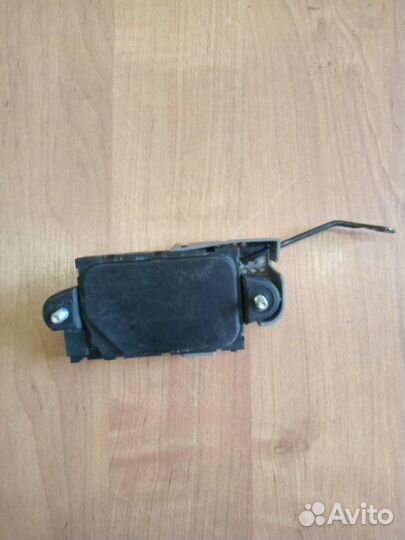 Активатор замка двери передний левый Hyundai