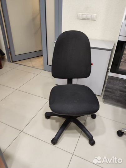Компьютерное кресло