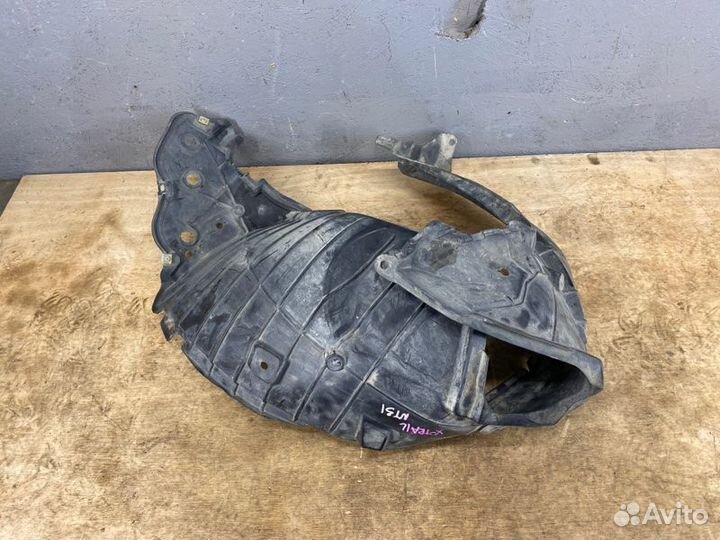 Подкрылок передний левый Nissan X-Trail T31