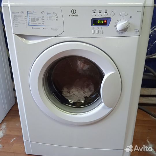 Стиральная машина indesit 4.5кг узкий