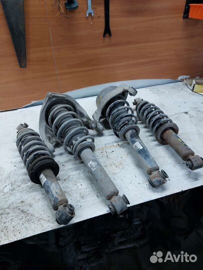 Стойка передняя Peugeot 407 Пежо 407