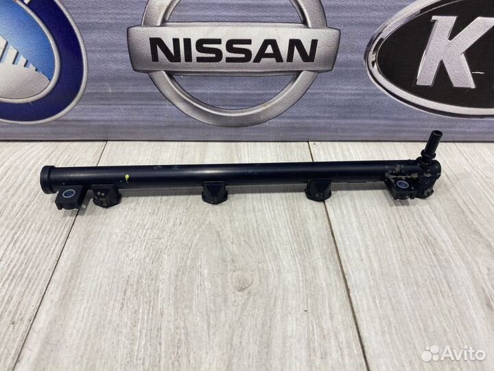 Рампа топливная Renault symbol 2 NEW 08