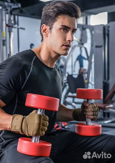 Спортивные перчатки 