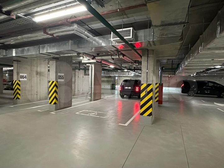 Машиноместо, 20 м²