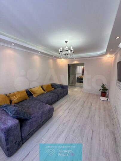 3-к. квартира, 88 м², 15/17 эт.