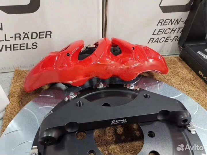 Тюнинг тормоза Ford Focus 3 Brembo M6 перед