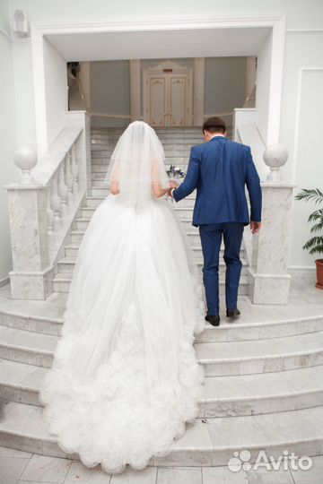 Красивое свадебное платье