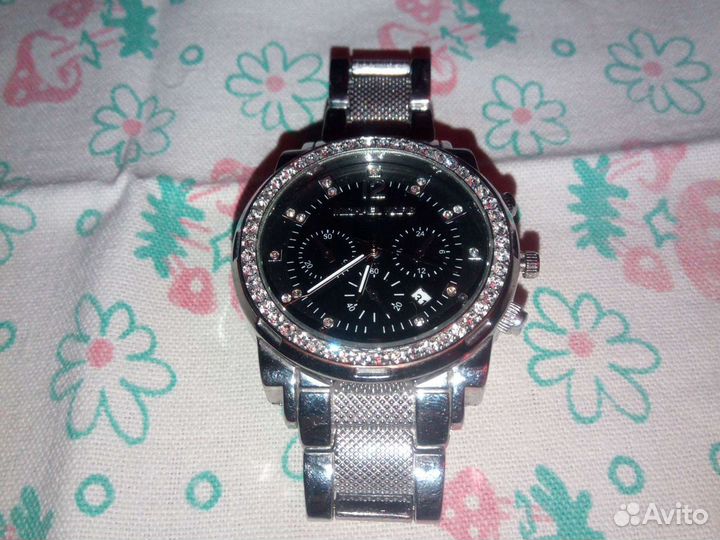 Часы mlchael korc