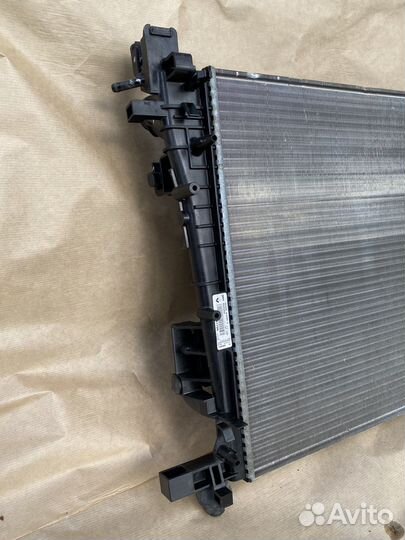 214106179R кассета с основным радиатором Renault