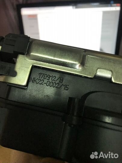 Мерседес Мл 164 гл замок крышки багажника