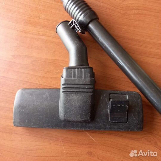 Телескопическая труба и щётка для пылесоса samsung