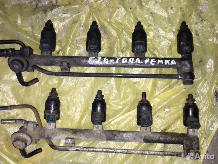 Топливная рампа форсунка Mazda 626 GE 91-97 гг