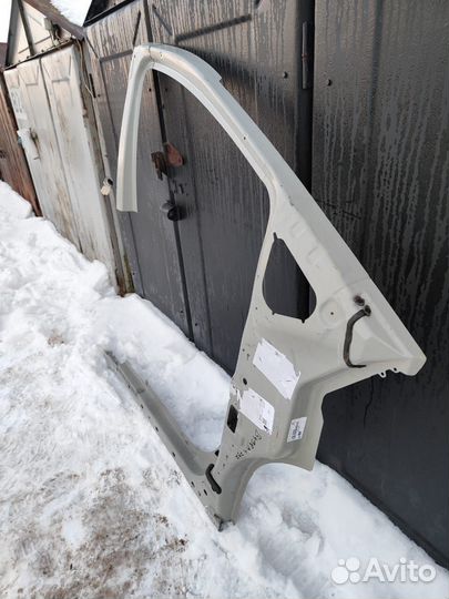 Стойка кузова Staria внутренняя часть оригинал нов