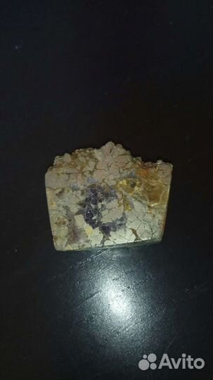 Пирит в породе