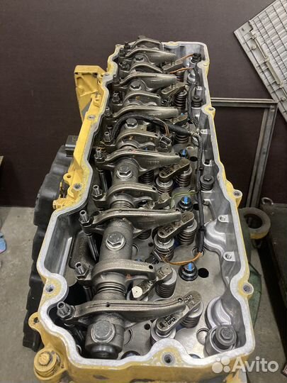 Двигатель тель CAT C9