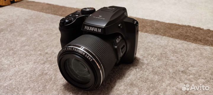 Fujifilm FinePix S8200