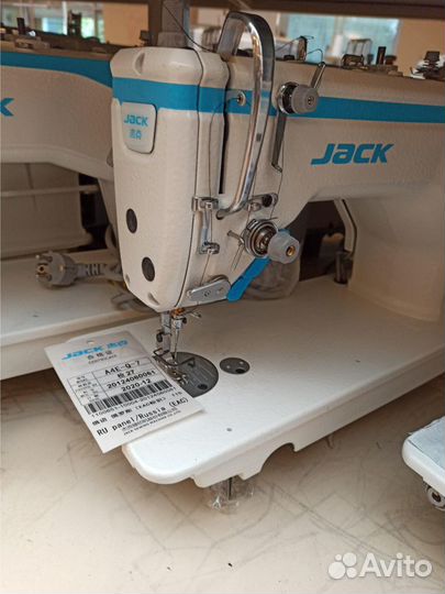 Одноигольная швейная машина jack JK-A4B комплект