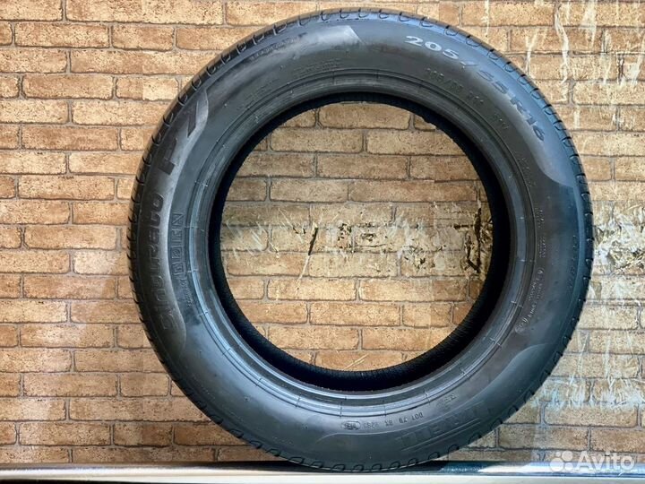 Pirelli Cinturato P7 205/55 R16