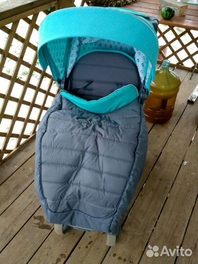 Продам прогулочную коляску