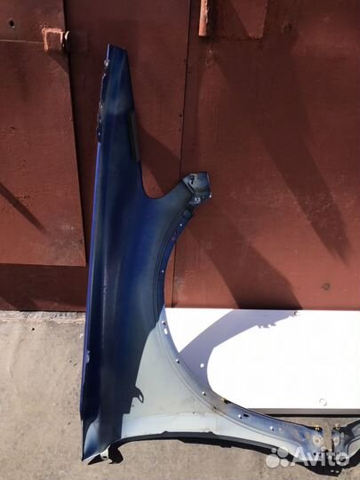 Крыло переднее левое Вольво С30 2008