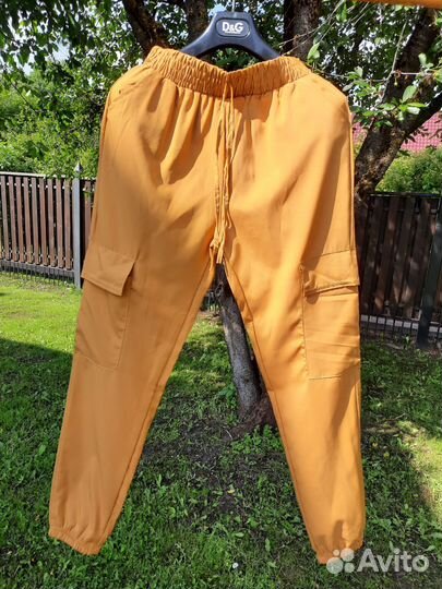 Топик женский 48р + бесплатно брюки