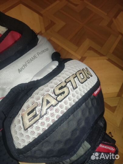 Нагрудник хоккейный easton