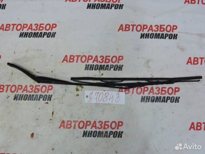 Поводок стеклоочистителя передний левый Renault Sa